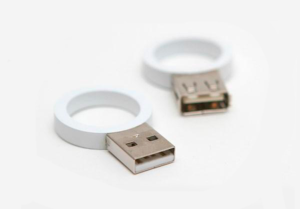 alianzas modernas en forma de USB